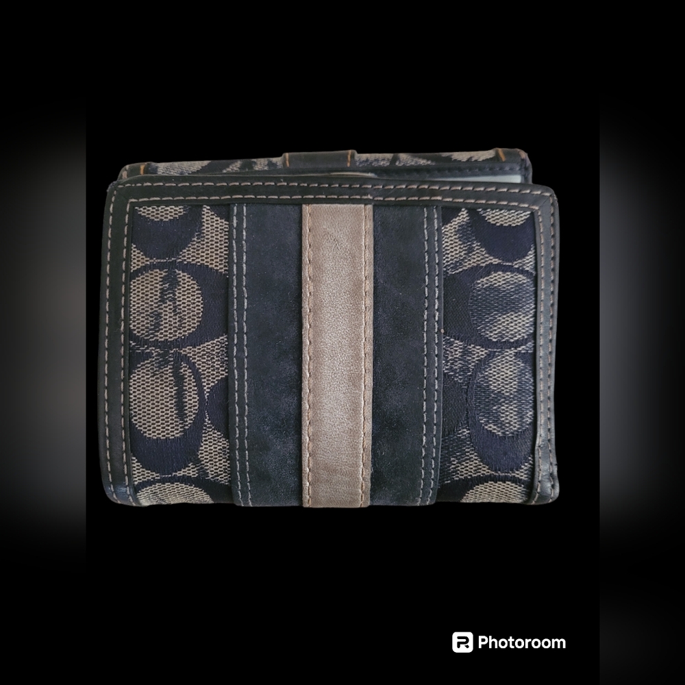 Coach Wallet - Picture 2 of 4